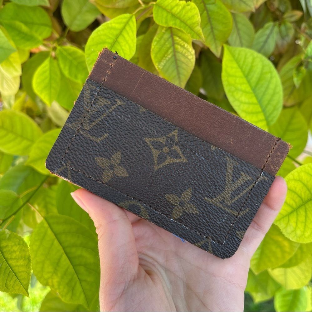 LOUIS VUITTON Monogram Brown Vintage Card Holder Wallet - Picture 9 of 10
